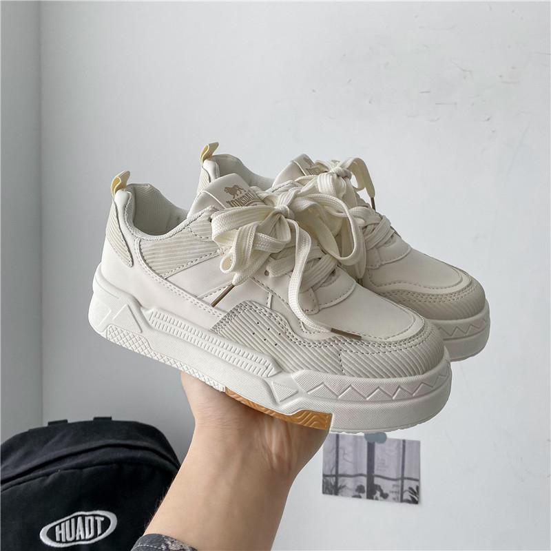 Pinoypeds 2023 hot selling korean fashion  women's shoes with trendy design calfskin Girl Closed Footwear Sneakers Walking Shoes Athletic Casual