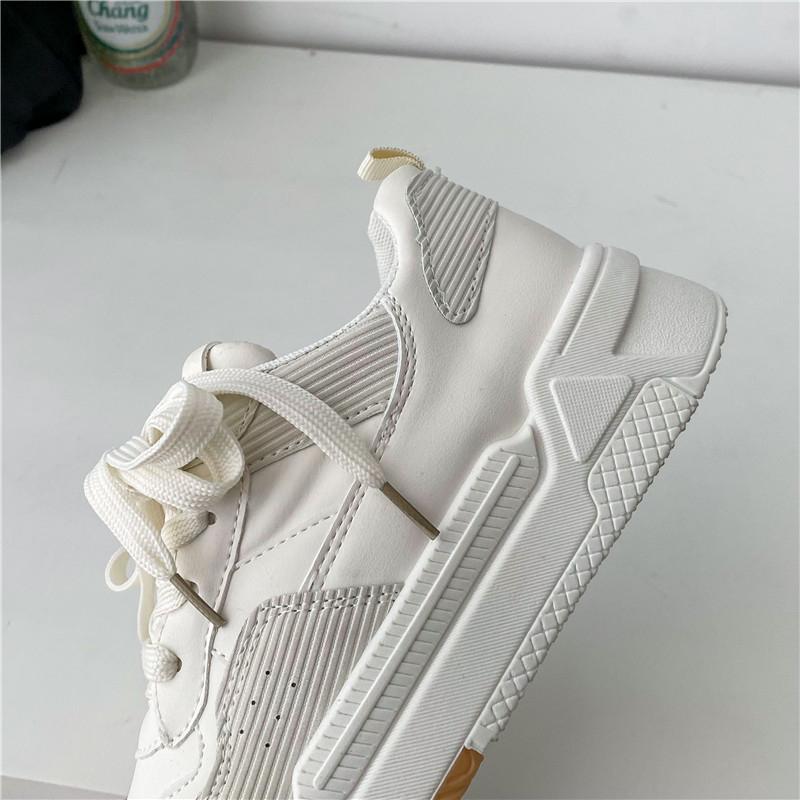 Universal Women's Shoes Women's Sneaker Shoes 2024 Spring New Breathable Casual Shoes Women's Versatile Retro White Shoes Running Walking Shoes