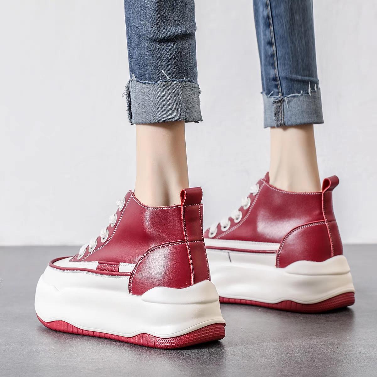 Genuine first-layer cowhide thick-soled small high-top casual sneakers, lightweight, non-slip, slimming and tall women's shoes, size 35 korean chunky rubbershoeshighheels