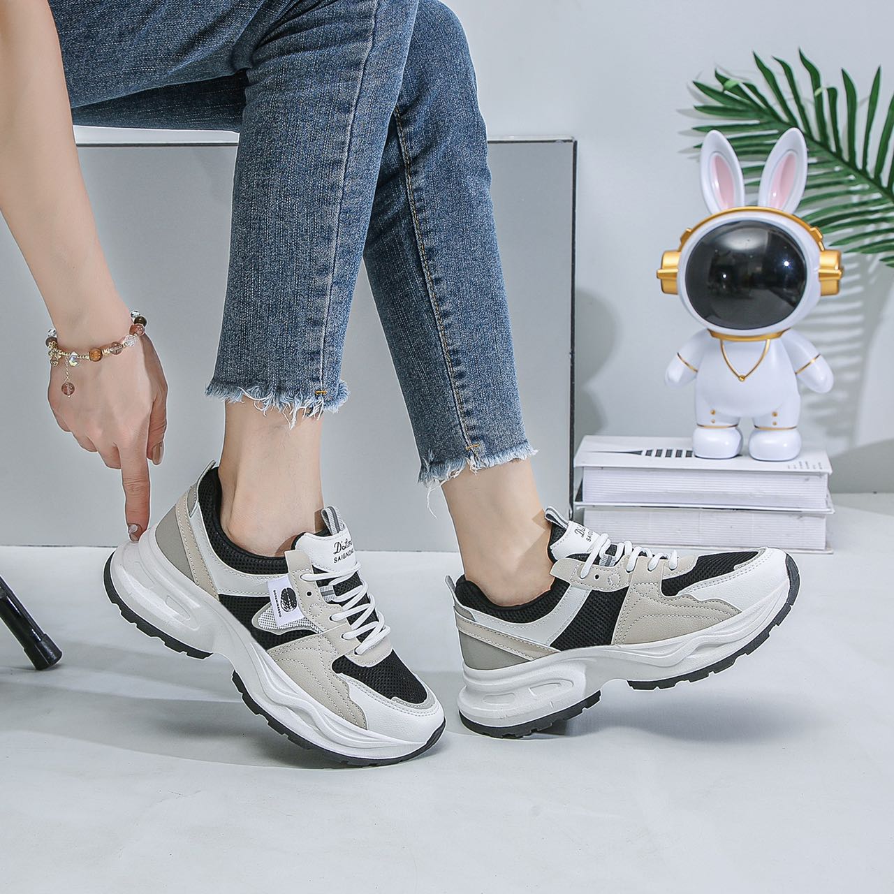 pinoypes summer rubber sneakers shoes for women| korean Style| Breathable & Height Increasing rubber Soles| Stylish,Comfortable Footwear for Active Ladies|Best for Daily wear &Casual outfit,Available in Sizes 35-40 Girl Walking Shoes Running Closed